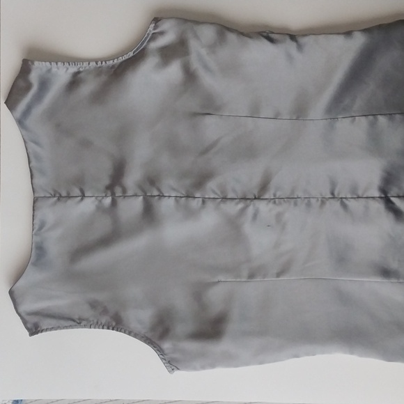 Gray Silver Top Sleevless Ruched Chunky Jeweled Regency Core Size Small - Picture 5 of 6